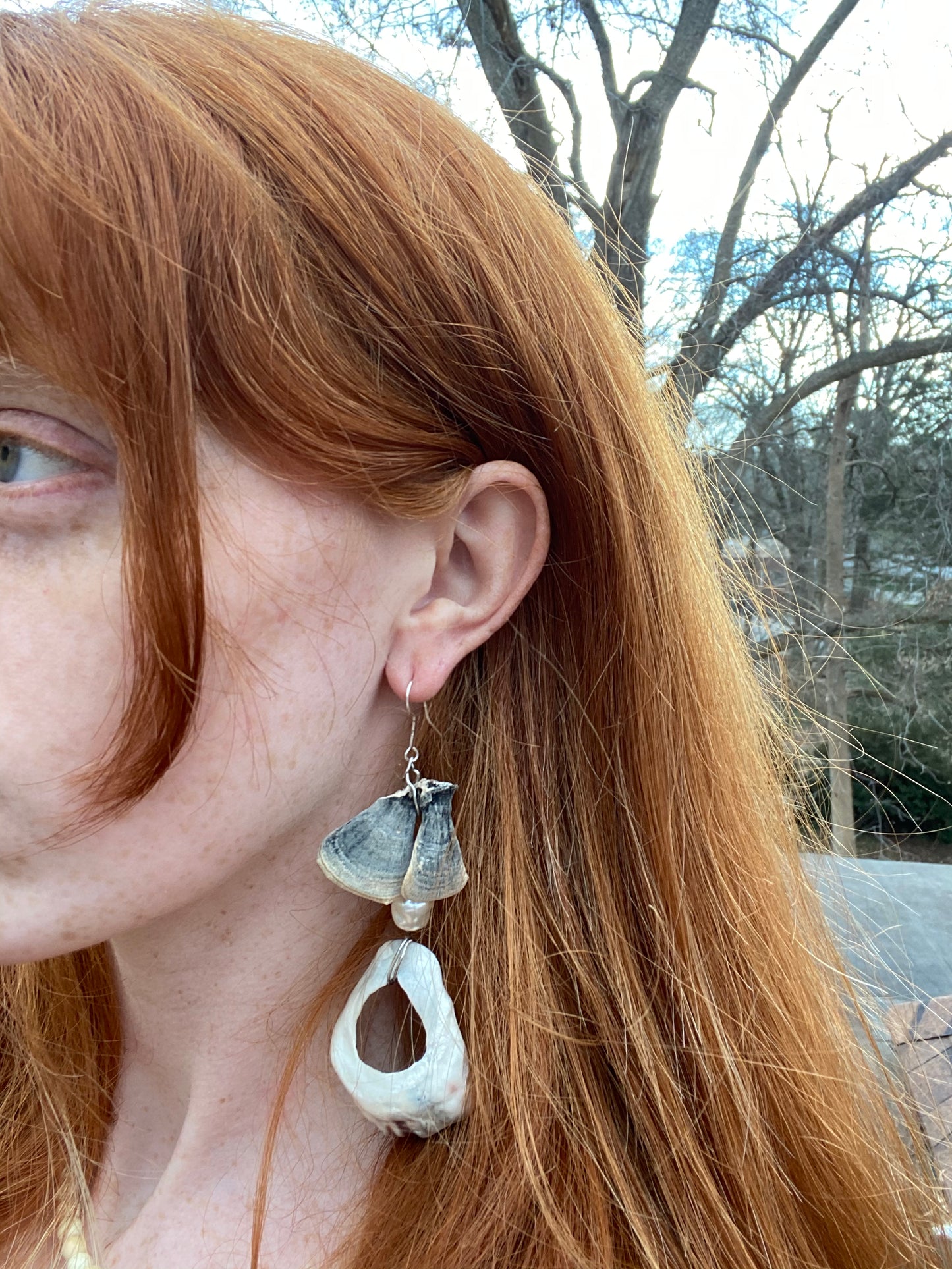 Trametes mushroom/Oyster shell Single Earring